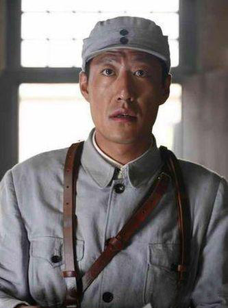 于震饰演张虚