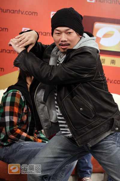 方文山再现舞台剧动作