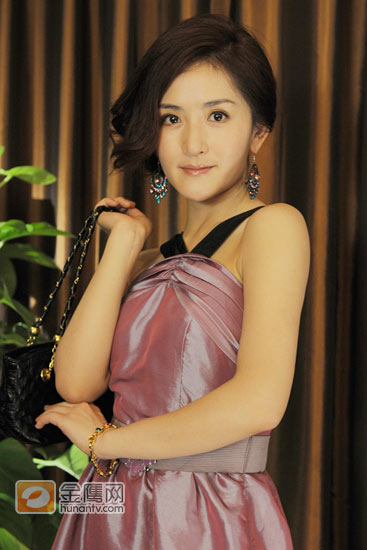 谢娜形象大颠覆