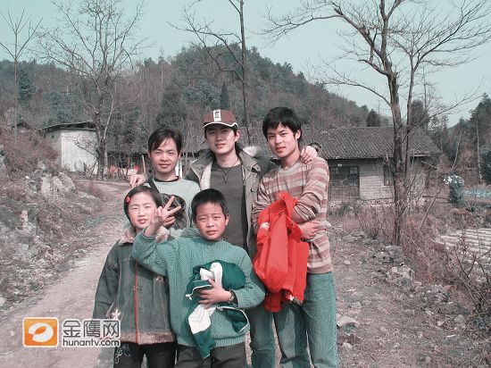 《红纸船》片场剧照