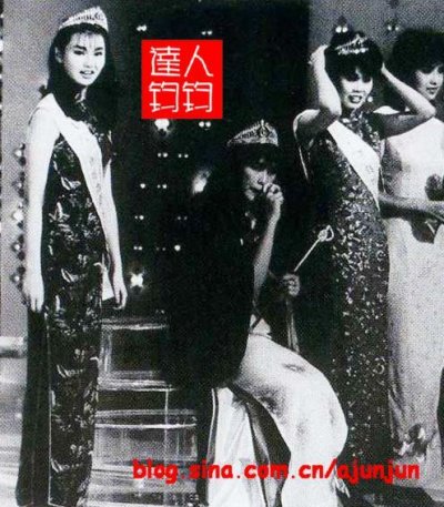 1983年，18岁的张曼玉赴香港参选港姐，获得亚军及“最上镜小姐”头衔，回忆起这段经历，张曼玉曾经这样说：“参加港姐竞选是我进入娱乐圈的重要机遇，就算落选，我还会有机会当艺员，因为演戏实在太吸引我了！”