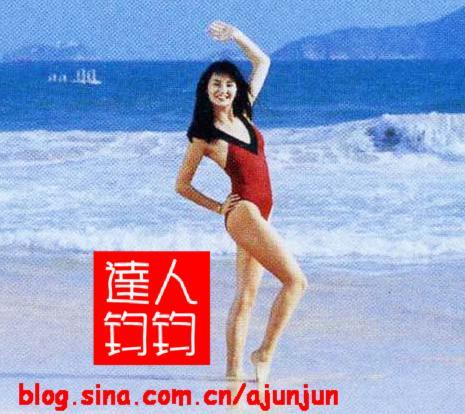 张曼玉早期的作品还未能摆脱花瓶美女的称号，拍摄《玫瑰的故事》的时候导演杨帆亲自拍摄张曼玉的游泳装照片。