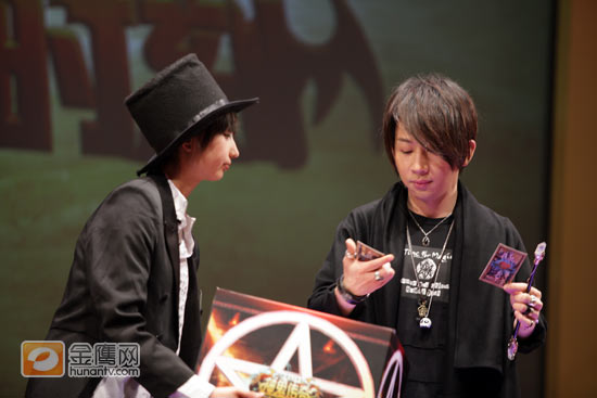 刘谦现场表演