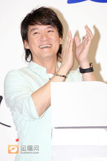 周华健