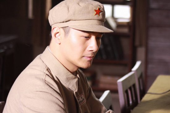 李佑伟饰演方城
