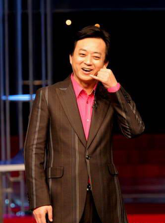《艺术人生》主持人：朱军