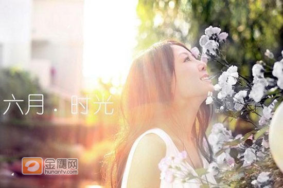 王筝新专辑形象