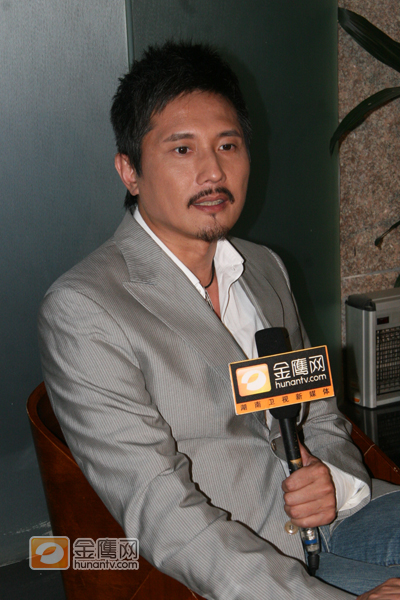 包小柏