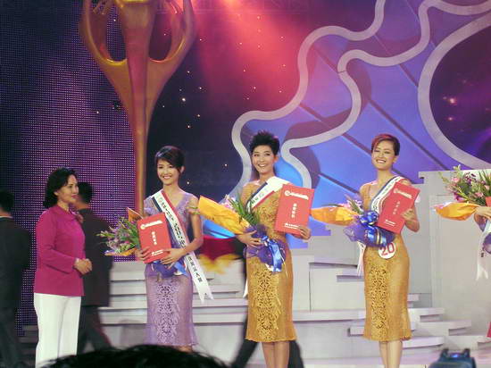 陶乐(左)夺中国10强