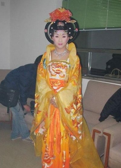 李玉刚