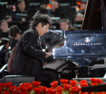 郎朗演奏