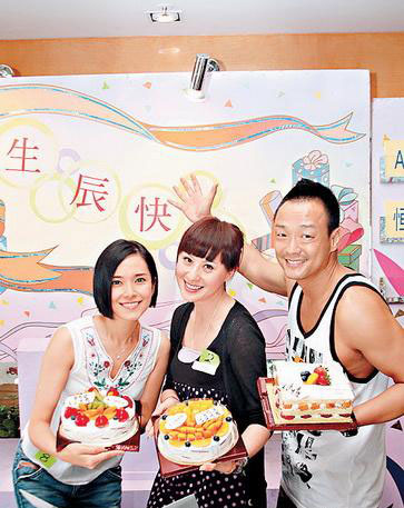 (左起)郭羡妮、江欣燕和王喜昨日出席《7月星辰》活动