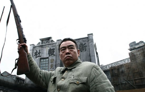 陈凯歌饰冯玉祥 金鹰娱乐讯 献礼大片《建国大业》将于2009年9月17日全国公映。本片群星云集，星光璀璨，饰演国民政府官员的即有姜文、张国立、陈道明、陈凯歌、吴宇森、陈坤、佟大为等知名演员和导演。