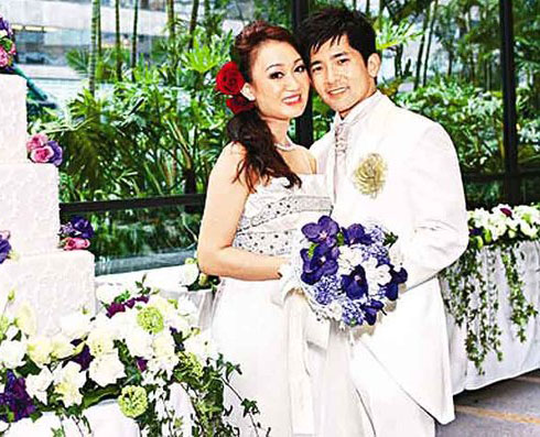 邓咏诗与Ricky结束爱情长跑，拉天窗结婚