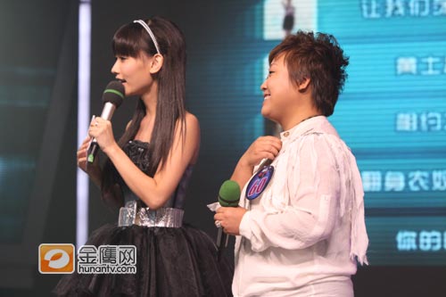 张晓敏获张亚飞肯定