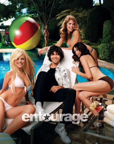 刚刚结束的《明星伙伴 Entourage》第6季的6张异常光鲜靓丽的海报，全男性主角的该剧的海报上充满了男人喜欢的东西……