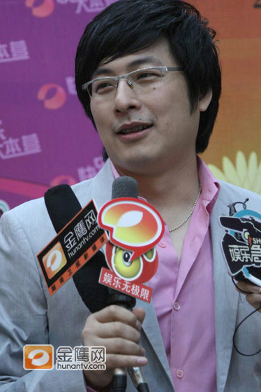 王岳伦