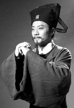 张涵予版宋江儒雅不再窝囊。