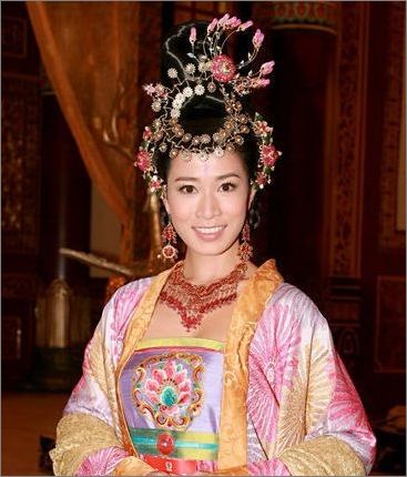 “三好”佘诗曼