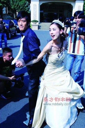 黄圣依杨子