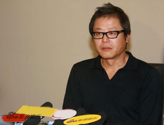 11月5日下午，陈琳前夫沈永革在北京召开小型媒体说明会，就媒体所关心的问题一一给予耐心解答，提起两人的婚姻，沈永革遗憾地说：“让我最为不安的是，为什么没有付出更大努力挽救？”