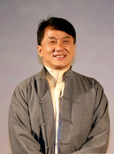 成龙现身影迷答谢会