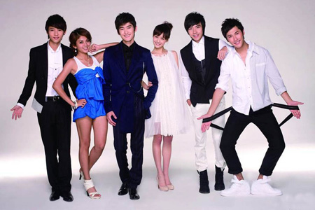 2010年湖南卫视自制青春偶像剧《一起又看流星雨》正在如火如荼