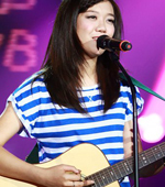 民谣妹获西安快女首张pass卡 大胆调侃谭杰希
