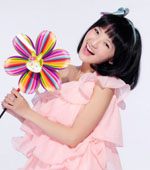 2011成都快女王欣：欣然绽放的“小玫瑰”