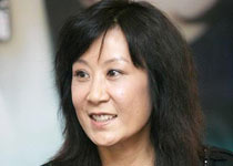 苏小明饰杨尔