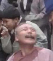 猴王刚出来时候扮演的老者