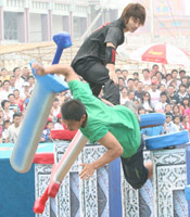 《快乐向前冲》情系四川