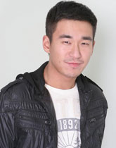 张默饰演盛天华