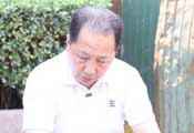 罗京的哥哥悲痛难抑