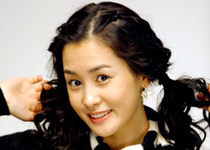李多海饰周有兰
