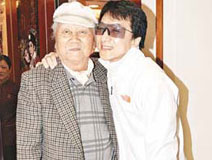 成龙：豪宅表孝心 