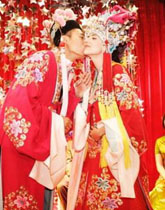 甜蜜亲吻
