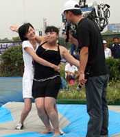 刘南希也来挑战