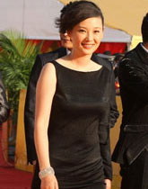 徐帆变性感主妇
