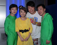 吴昕、海涛和“忍者”合影