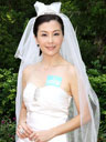 伍咏薇扮新娘