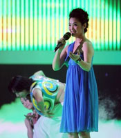 刘一祯演唱《湘女多情》 