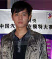 杨俊皓 