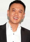 冯嘉仪饰演陈寺福