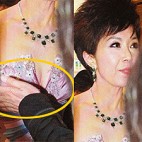 TVB台庆再现“咸猪手”