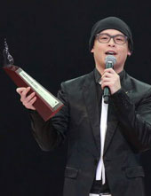 侧田获得叱咤乐坛唱作人铜奖