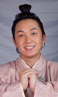潘粤明饰吴上进