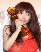 徐佳莹获得最佳新人奖