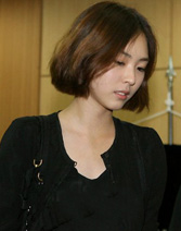 李妍熙