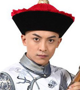 李佳航饰尔康
